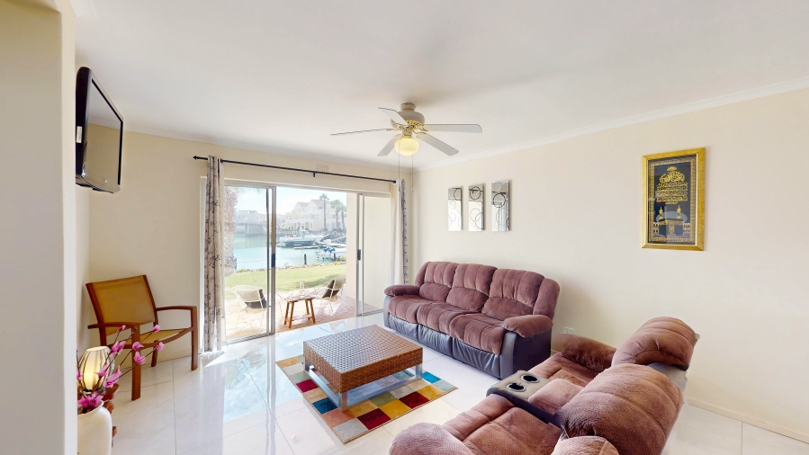 2 Bedroom Property for Sale in Harbour Island Western Cape